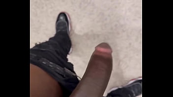 Coming thru bouncing thru da day like wat up