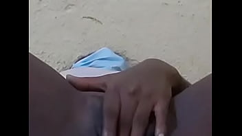 Jocilena she is trying to squirt