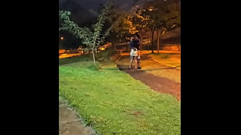 Nego mete com muita força na bruna santiny