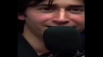 Comi ela e ela disso isso