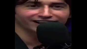 Comi ela e ela disso isso