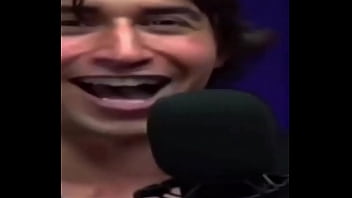 Comi ela e ela disso isso