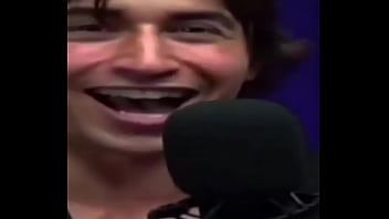 Comi ela e ela disso isso