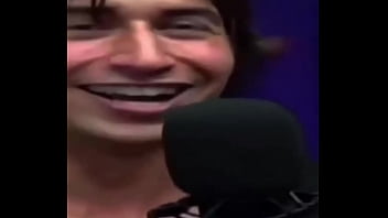 Comi ela e ela disso isso