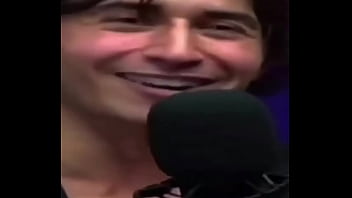 Comi ela e ela disso isso