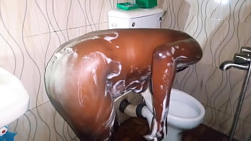 Beautiful ebony girl taking a sexy bath see fresh pussy