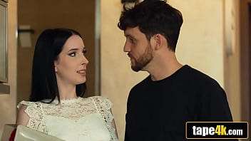 Desperate babe rides neighbor's bigger cock forgets hubby watching