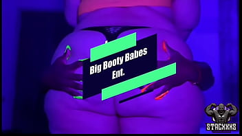 Glow n dark spanking stacxxxs & nikki cakes