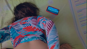 Free fire player gives her pussy to her boyfriend while playing online