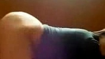 Mi prima me muestra las nalgas en mi cara Mi prima me muestra las nalgas en mi cara