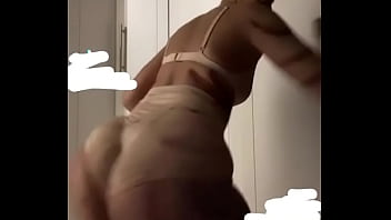 Caliente perra te pondra la verga dura