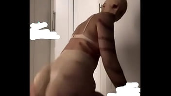 Caliente perra te pondra la verga dura