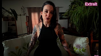 Tu es invité à ma table pour un toast très spécial devines de quoi