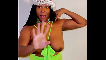 Happy Titty Tuesday #tittytuesday #teasetuesday #ebonytitties #nobra #bigblacktitties #transtitties #blacktrans #ebonytra thumbnail