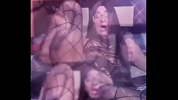 Rania Mendoza Jugando Un Rato Con Su Dildo thumbnail