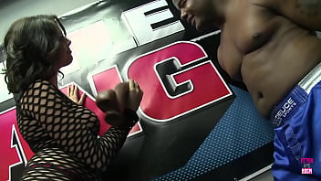 Tyler gets a good fucking from super hot chick