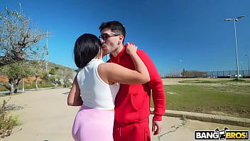 Fucking bratz in public