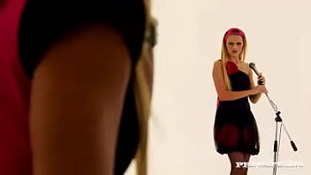 Amanda and cherry do some mutual pussy licking and finger fucking