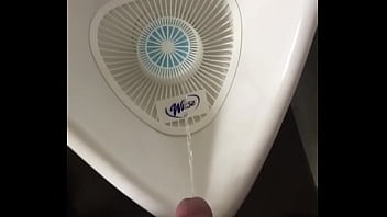 Vaciando Mi Vejiga Llena thumbnail