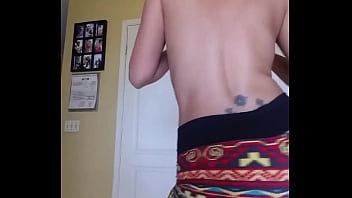 Savana styles twerk for her fans only