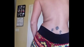 Savana styles twerk for her fans only