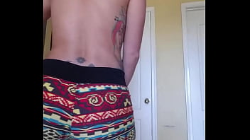 Savana styles twerk for her fans only