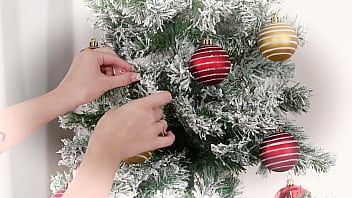 Christmas cuties eden ivy and leya desantis invite neighbours in for festive dp gangbang gp3153