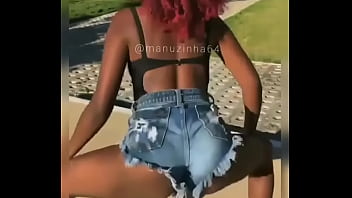 Safada dançando Safada dançando