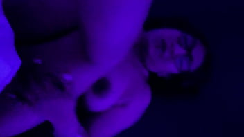 Sexo caliente en un club swinger video completo en red