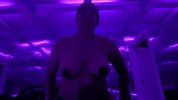 Sexo caliente en un club swinger video completo en red