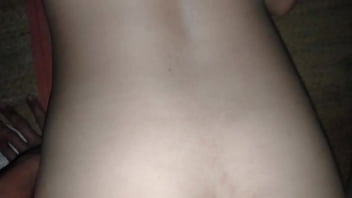 เอาควยให้สาวใหญ่อมแล้วแหกหีเธอเย็ดจนน้ำแตกเต็มรูหี