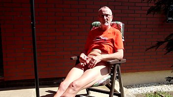 Nudeboy Is Wanking 268 thumbnail