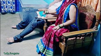 Bhai ne apni badi behen ki taange utha kar lapa lap choda