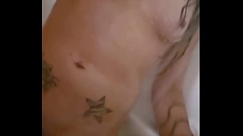 Emy angel se caresse