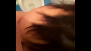 La grabo por espejo mientras follamos