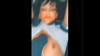 Transando muito com essa ninfeta