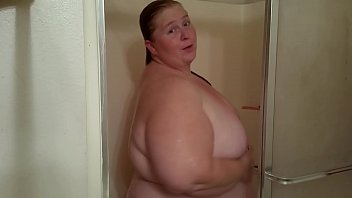 Shower time with kitania k wildfire