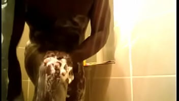 Showed off bbc male suded up showertime for ladies who love chocolate