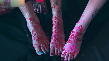 These feet only get excited with kinky games