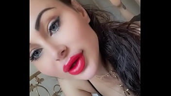 Envie de voir la suite beaucoup plus hard et non flouté des vidéos