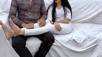 मेरी सास की पतली कमर और मोटी गांड देखकर मेरा लंड खड़ा हो गया thumbnail