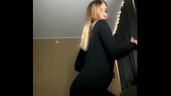 Kitty Wants To Play Round 01 – Itskinkykitty Compilation Video Remix Video Music Twerking Dancing thumbnail