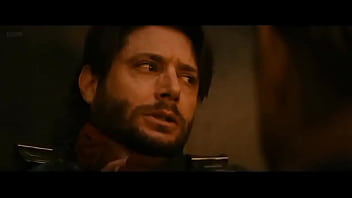 3 novin socando no gostosa do capitão pátria