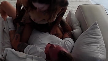 While my husband is resting i can sit on his friend's face