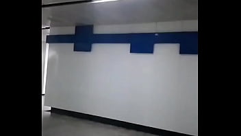 Jaja imagínate vivir en suiza y tener un buen sistema de transporte público mejor ponte los audífonos mi reyn