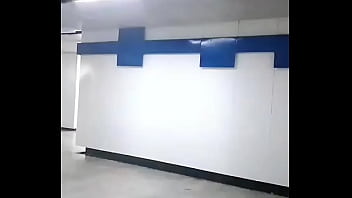 Jaja imagínate vivir en suiza y tener un buen sistema de transporte público mejor ponte los audífonos mi reyn