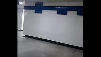 Jaja imagínate vivir en suiza y tener un buen sistema de transporte público mejor ponte los audífonos mi reyn