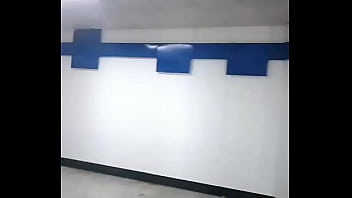 Jaja imagínate vivir en suiza y tener un buen sistema de transporte público mejor ponte los audífonos mi reyn