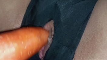 Busty amateur milf loves blowjob