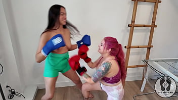 4k female boxing fighter tits bouncing each other